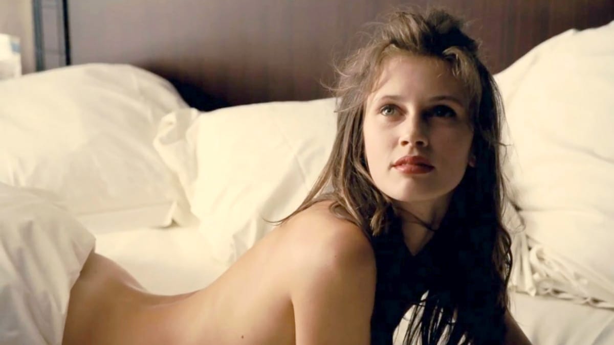 The 25 Steamiest French Movies That Bring the Heat (and the Nudity)