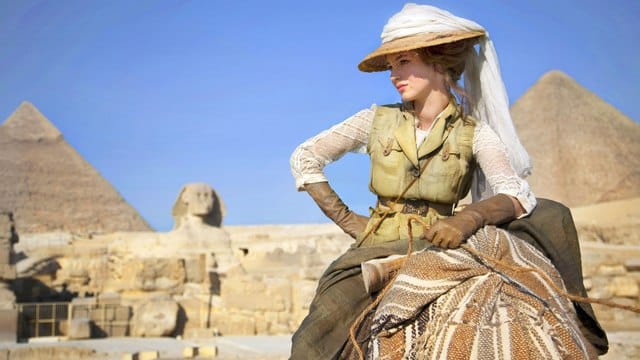 Louise Bourgouin in Adèle Blanc Sec